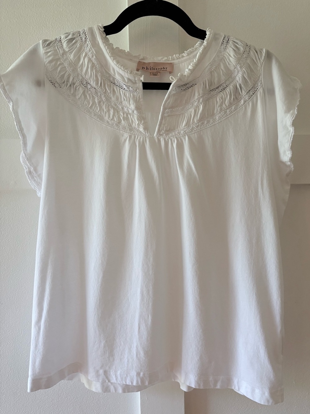 Philosophy Boho White Lace Flutter-Sleeve Blouse